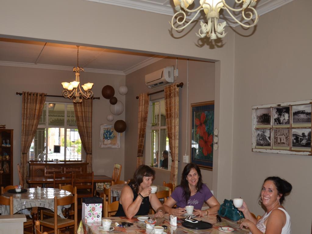 Stoep Cafe Guest House Komatipoort Exterior photo