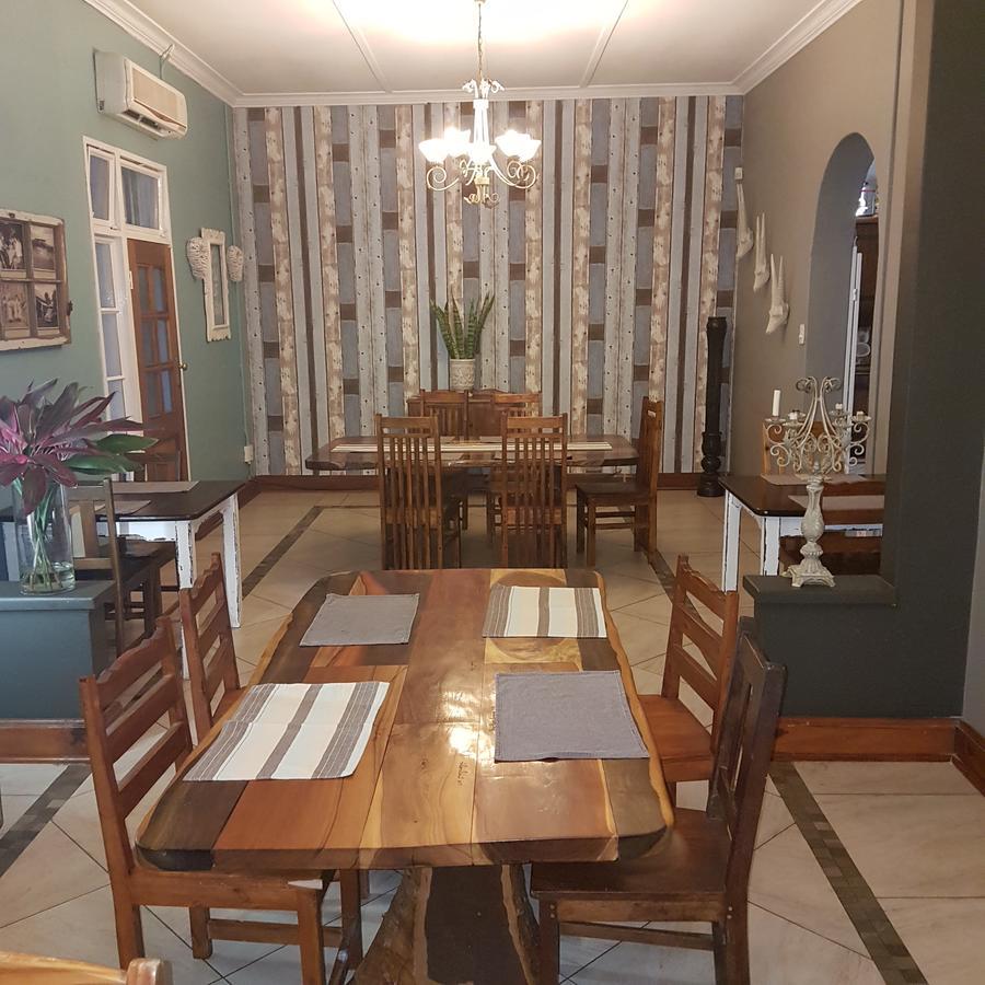 Stoep Cafe Guest House Komatipoort Exterior photo